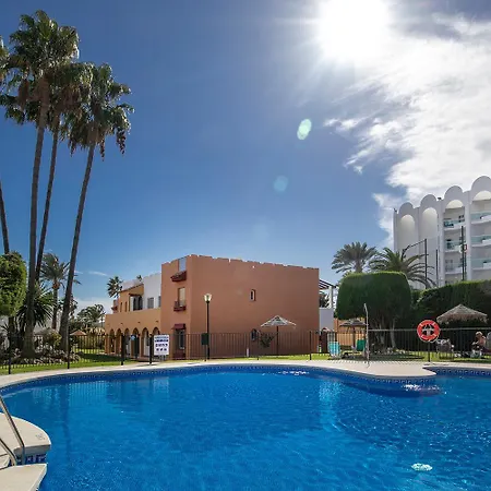 Apartamento Paradise 4 *