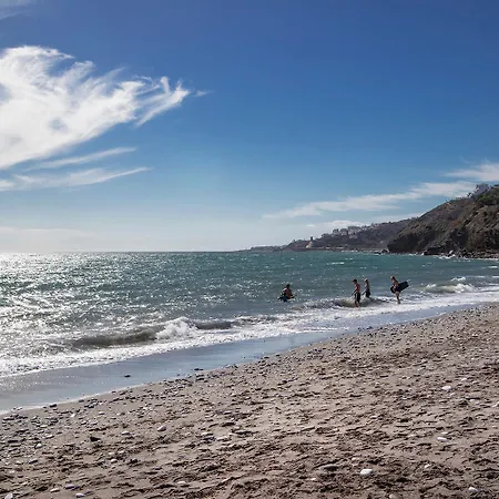 Apartamento Paradise 4 *