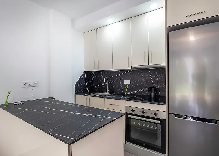 Apartamento Paradise 4 *