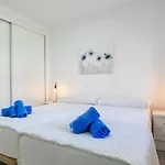 Paradise 4 Апартаменти