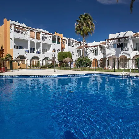 Paradise 4 Апартаменти